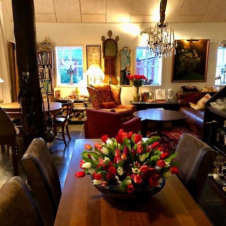 The Black Horse B&B & More Drachten Bagian luar foto